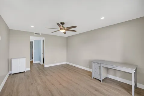 $415,000 | 1030 Us Highway, Unit 105, North Palm Beach, FL 33408