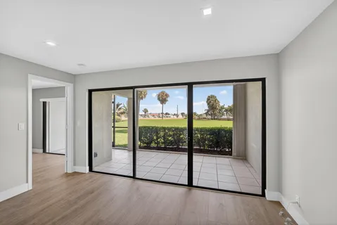 $415,000 | 1030 Us Highway, Unit 105, North Palm Beach, FL 33408