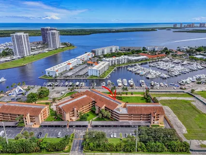 $415,000 | 1030 Us Highway, Unit 105, North Palm Beach, FL 33408