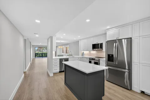 $415,000 | 1030 Us Highway, Unit 105, North Palm Beach, FL 33408