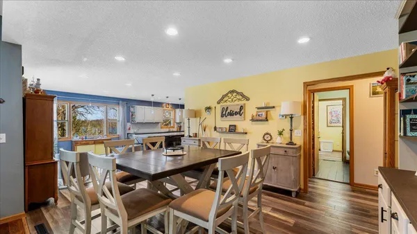 $525,000 | 21151 150th Street, Sauk Centre, MN 56378