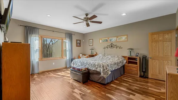 $530,000 | 21151 150th Street, Sauk Centre, MN 56378