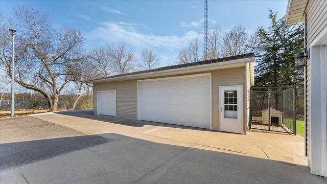 $545,000 | 21151 150th Street, Sauk Centre, MN 56378