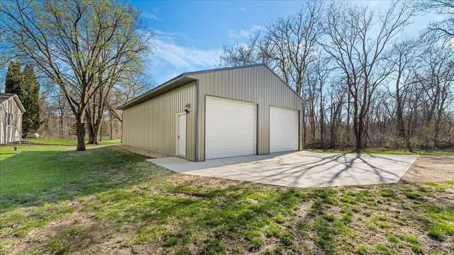 $545,000 | 21151 150th Street, Sauk Centre, MN 56378