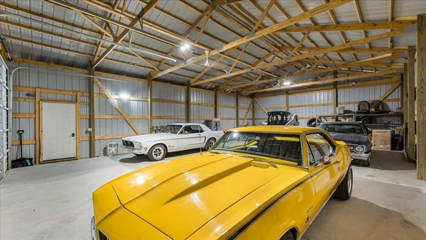 $525,000 | 21151 150th Street, Sauk Centre, MN 56378