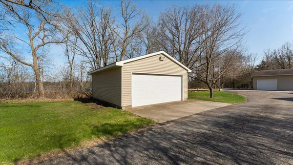$525,000 | 21151 150th Street, Sauk Centre, MN 56378