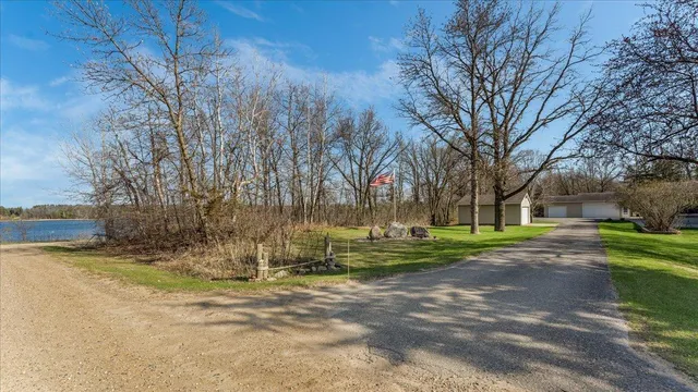 $545,000 | 21151 150th Street, Sauk Centre, MN 56378