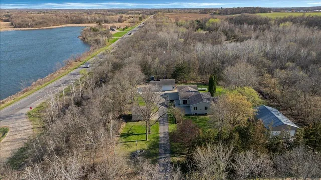 $545,000 | 21151 150th Street, Sauk Centre, MN 56378