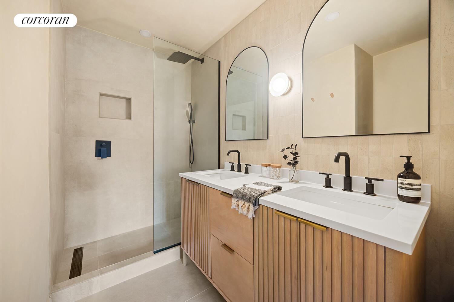 654 Jefferson Avenue, Unit 2A Brooklyn, NY 11221 - Photo 9 of 14