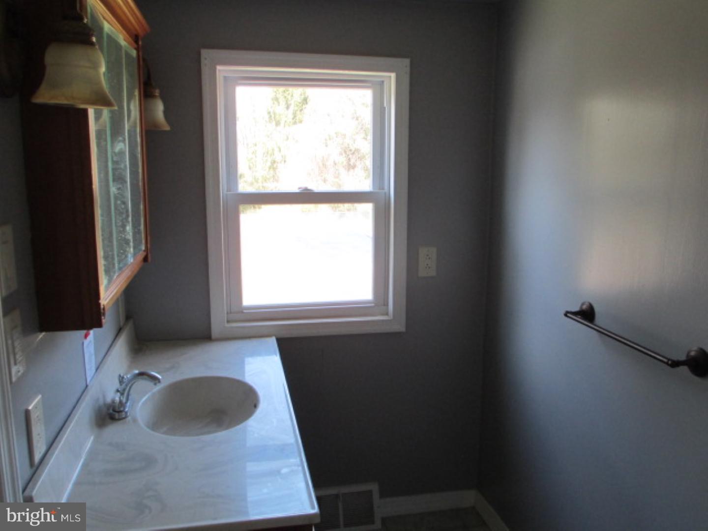 1069 Eagle Road Huntingdon Valley, PA 19006 - Photo 18 of 21 Bathroom