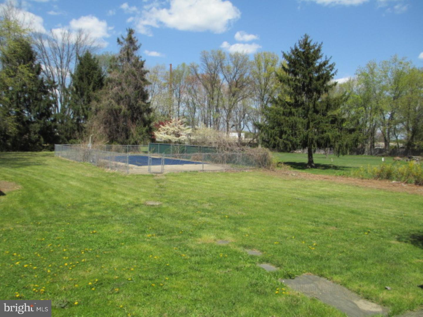 1069 Eagle Road Huntingdon Valley, PA 19006 - Photo 4 of 21 Back Yard