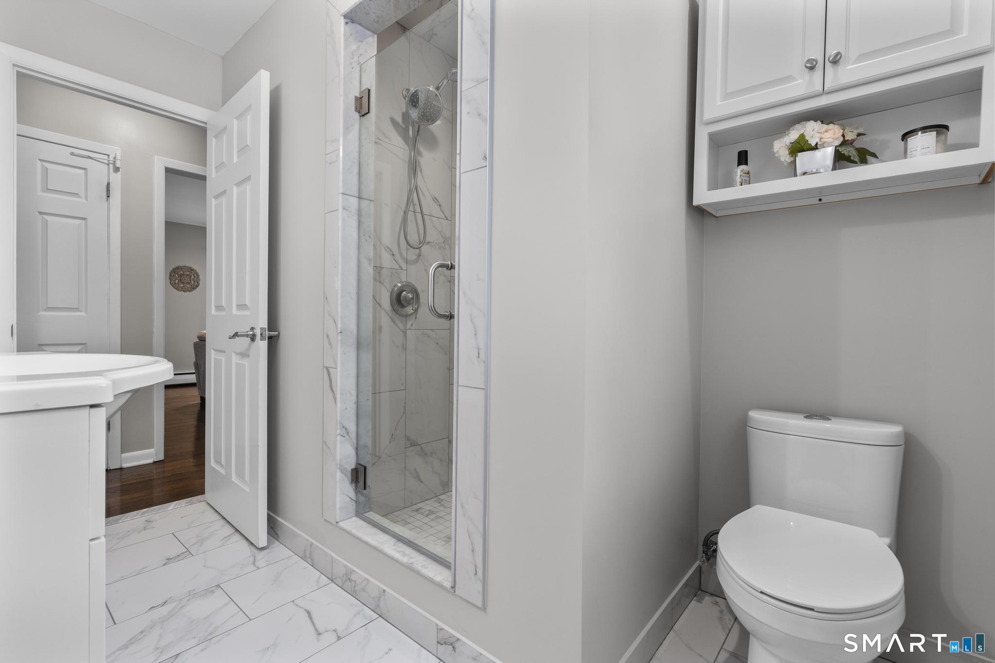 260 Toilsome Place Bridgeport, CT 06604 - Photo 14 of 37 Main Level Full Bathroom