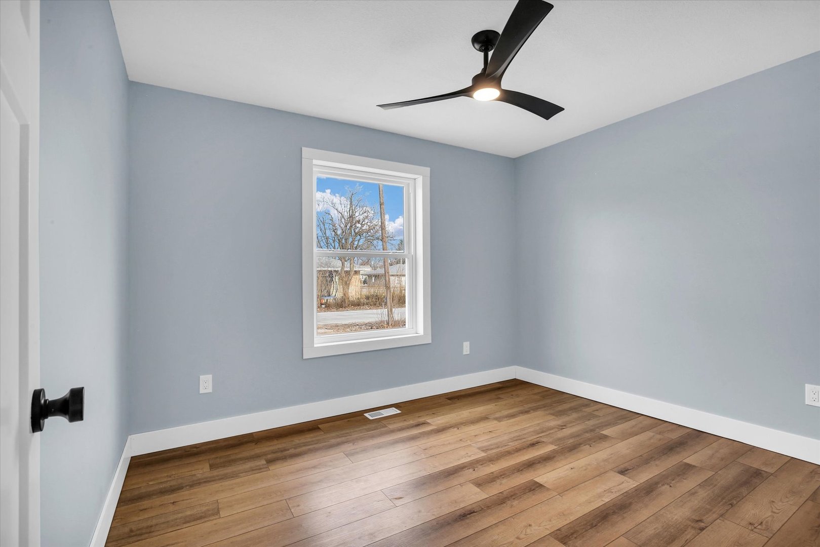 313 East Overton Street Tuscola, IL 61953 - Photo 21 of 27