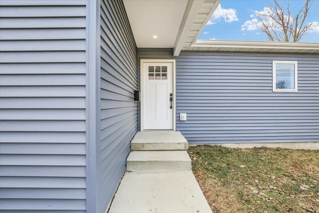 $179,900 | 313 East Overton Street, Tuscola, IL 61953