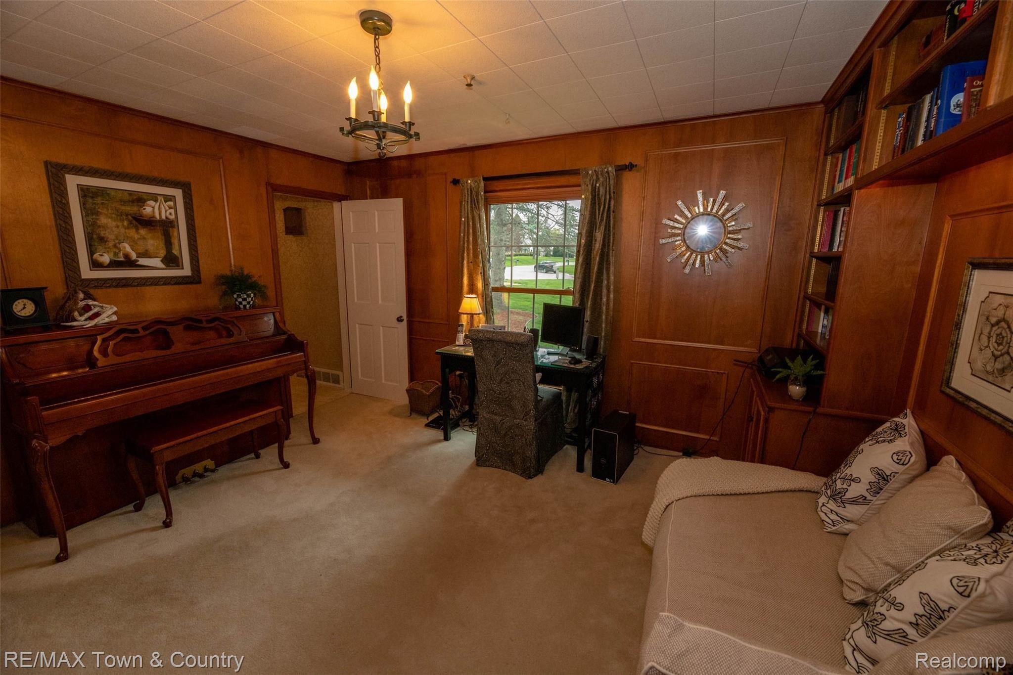 1227 Rocky Ridge Trail Flint, MI 48532 - Photo 46 of 80 43.jpg