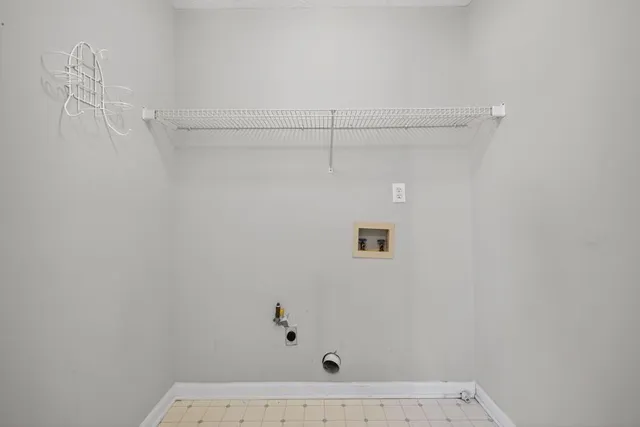 $609,900 | 425 Chandler Court, Sugar Hill, GA 30518