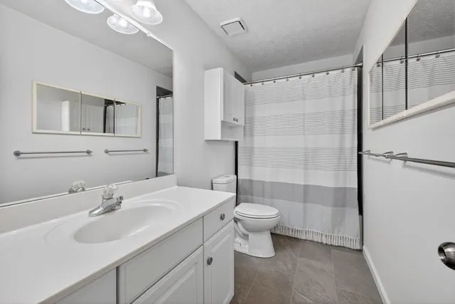 $609,900 | 425 Chandler Court, Sugar Hill, GA 30518