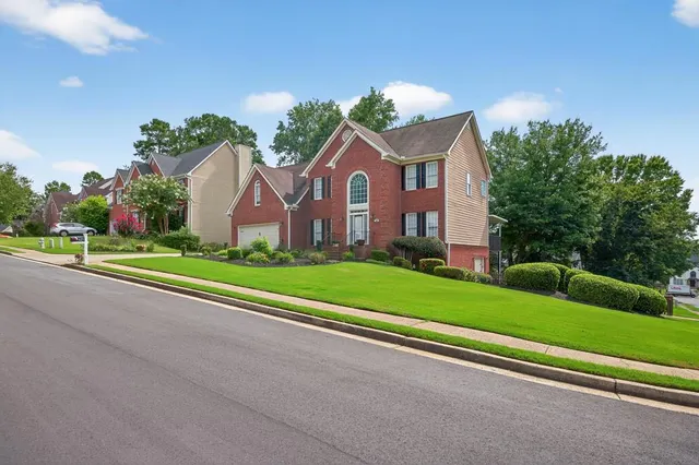 $609,900 | 425 Chandler Court, Sugar Hill, GA 30518