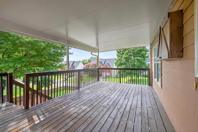 $609,900 | 425 Chandler Court, Sugar Hill, GA 30518