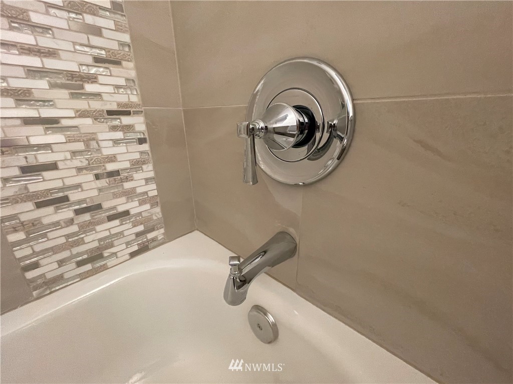 2203 Virginia Court Milton, WA 98354 - Photo 16 of 29