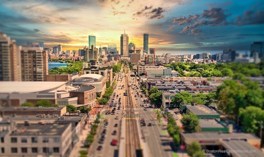 189 Babcock Street, Unit 2 Brookline, MA 02446 - Photo 39 of 39 a view of city