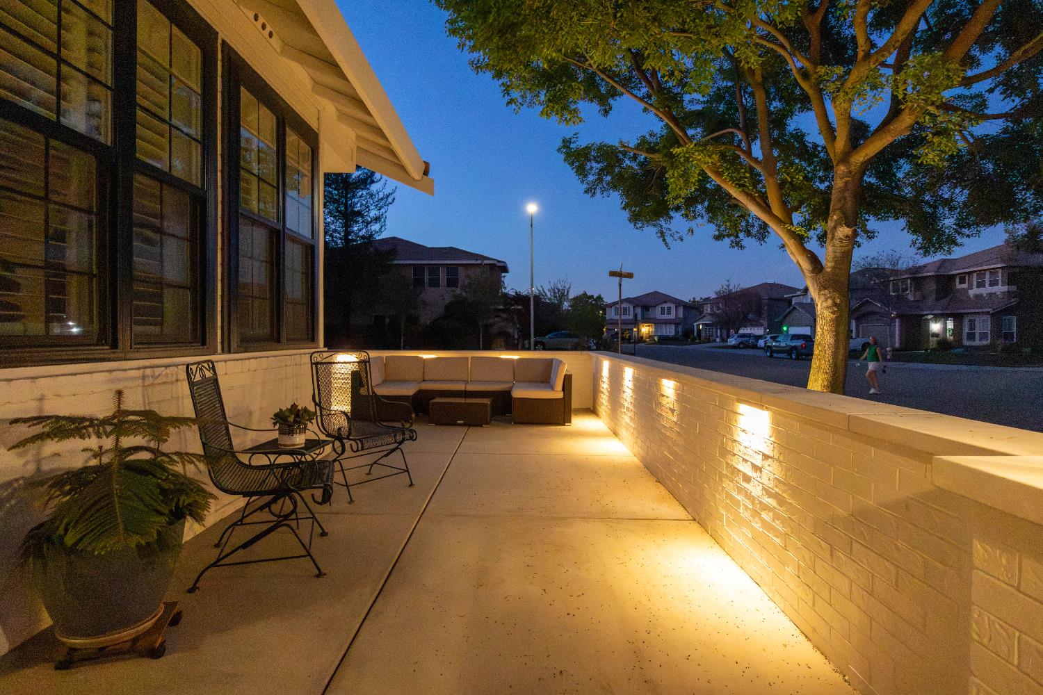 637 Rebekah Court Ripon, CA 95366 - Photo 66 of 69 Front patio at twilight