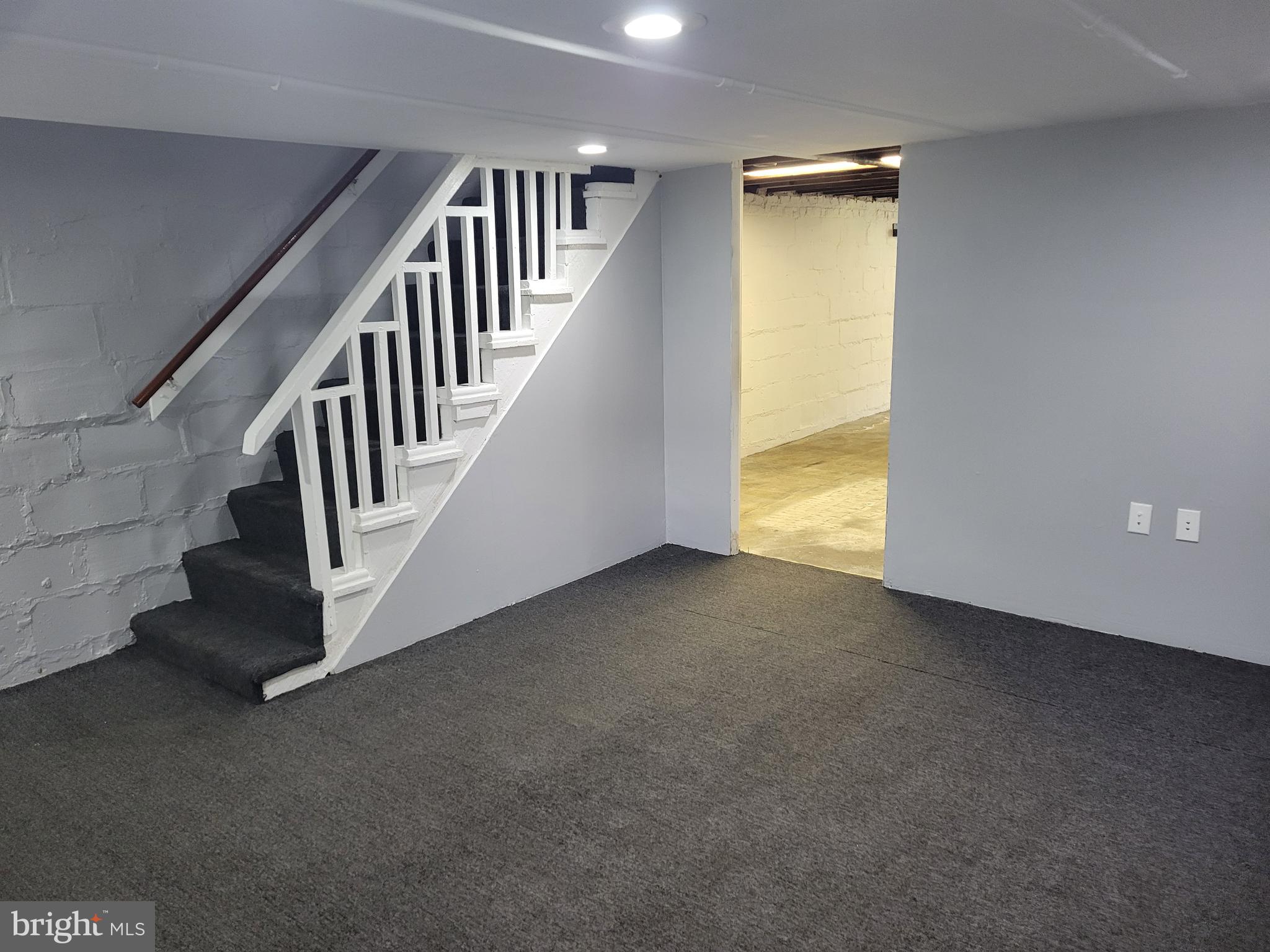 6757 Woodley Road Dundalk, MD 21222 - Photo 25 of 27 a view of an entryway