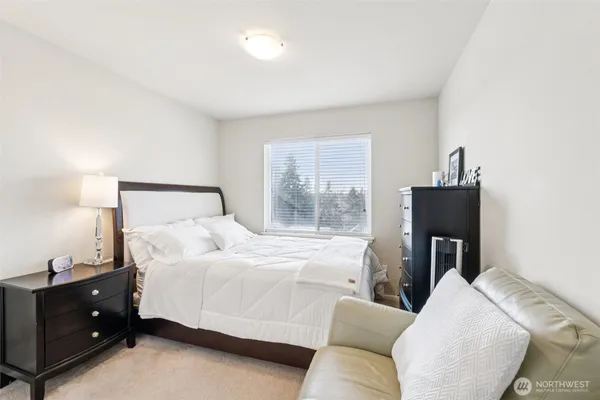 $1,199,999 | 20916 13th Avenue West, Lynnwood, WA 98036