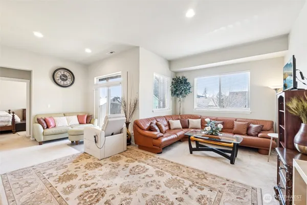 $1,199,999 | 20916 13th Avenue West, Lynnwood, WA 98036