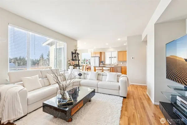 $1,199,999 | 20916 13th Avenue West, Lynnwood, WA 98036