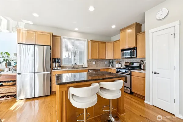 $1,199,999 | 20916 13th Avenue West, Lynnwood, WA 98036