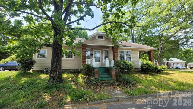 $950 | 115 Lee Street, Shelby, NC 28150