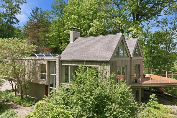 $1,895,000 | 9546 Cunningham Road, Cincinnati, OH 45243