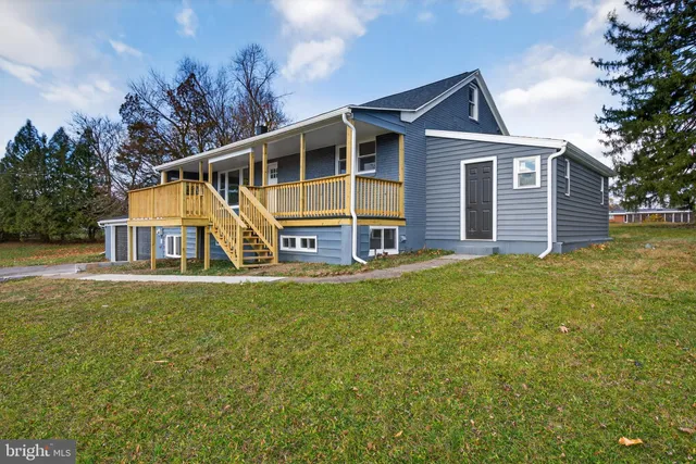 $349,900 | 5960 Clover Road, Harrisburg, PA 17112