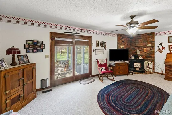 $375,000 | 231 Westglen Drive, Glen Carbon, IL 62034