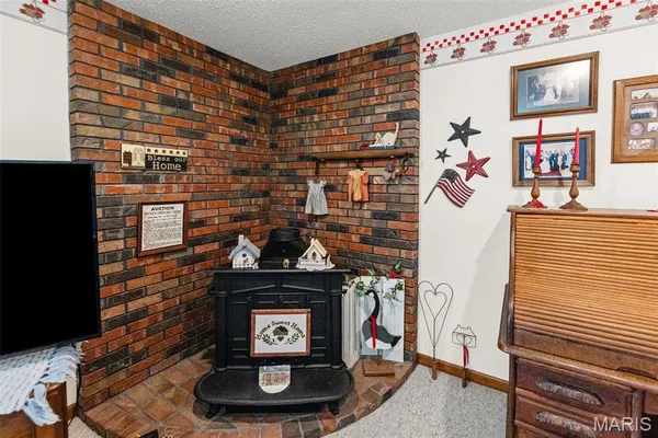 $375,000 | 231 Westglen Drive, Glen Carbon, IL 62034