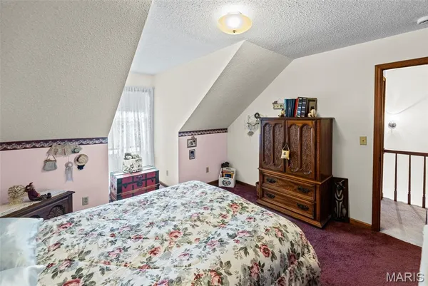 $375,000 | 231 Westglen Drive, Glen Carbon, IL 62034