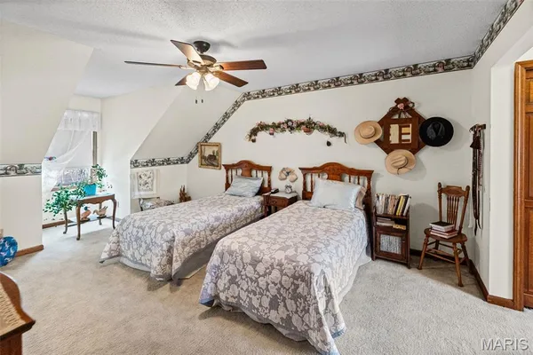 $375,000 | 231 Westglen Drive, Glen Carbon, IL 62034