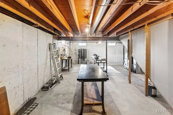 $375,000 | 231 Westglen Drive, Glen Carbon, IL 62034