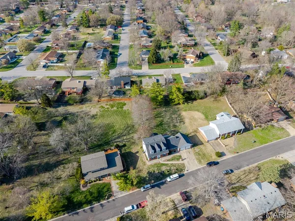 $375,000 | 231 Westglen Drive, Glen Carbon, IL 62034