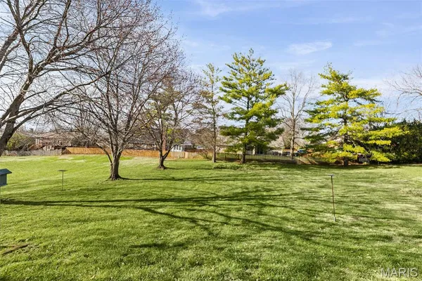 $375,000 | 231 Westglen Drive, Glen Carbon, IL 62034