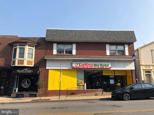 $1,150 | 317 Bridge Street, Unit 7, Phoenixville, PA 19460