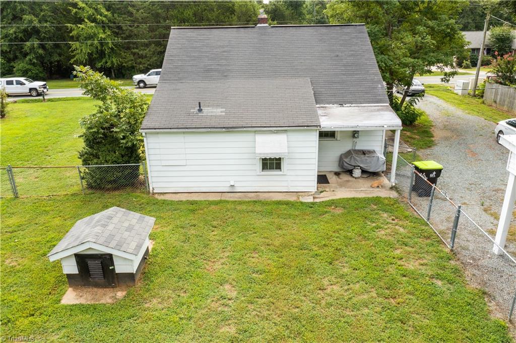 2353 Cooper Road Graham, NC 27253 - Photo 5 of 34 Gallery Image 5