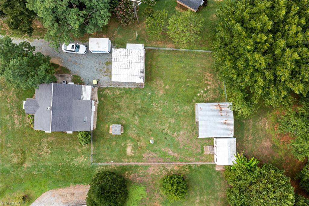 2353 Cooper Road Graham, NC 27253 - Photo 9 of 34 Gallery Image 9