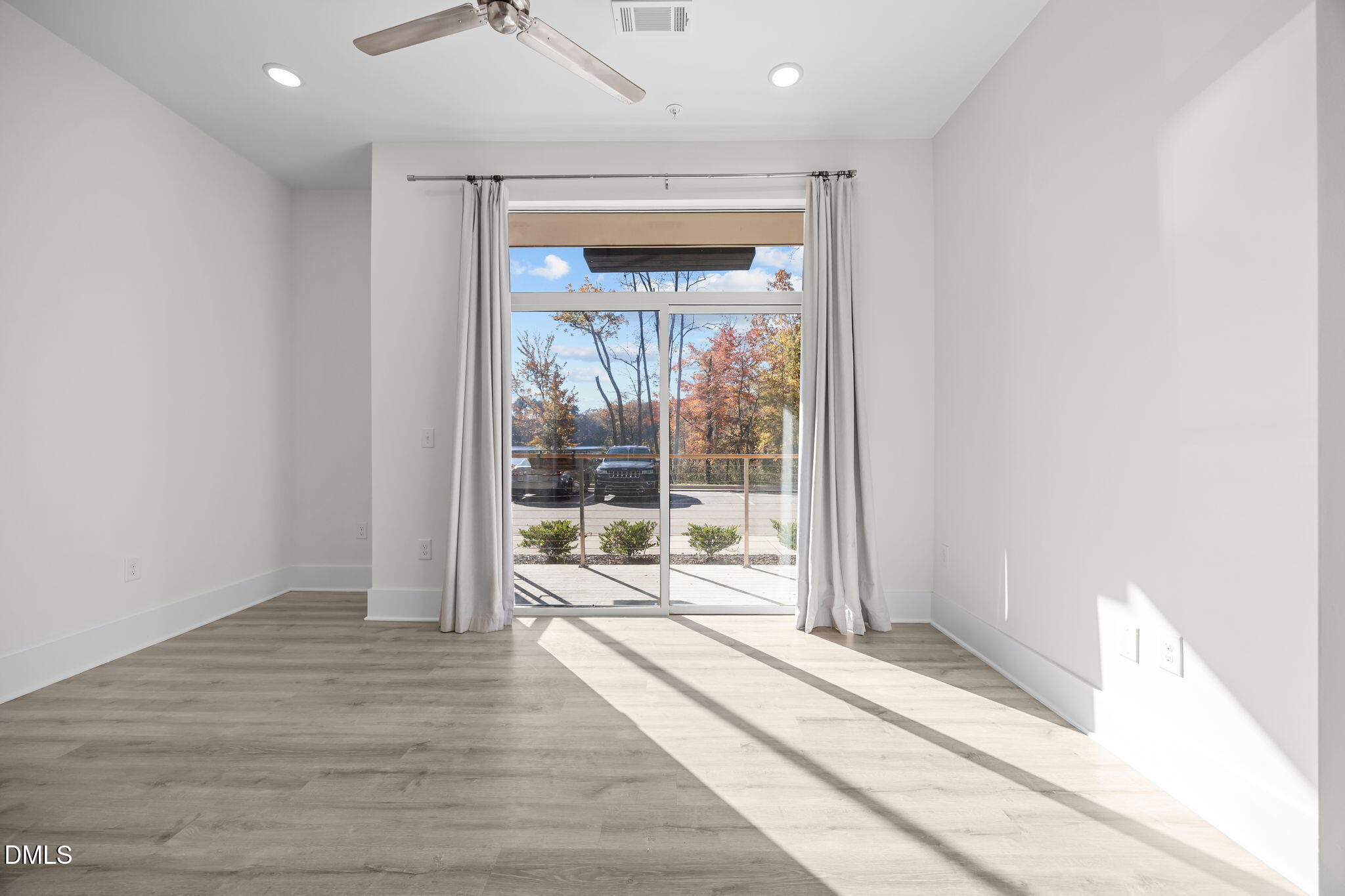 2441 Campus Shore Drive, Unit 109A Raleigh, NC 27606 - Photo 7 of 42 39-web-or-mls-IMG_5884