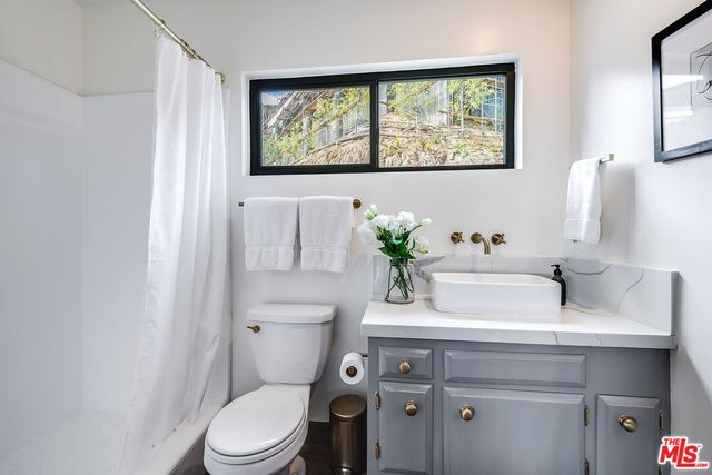 $9,500 | 9234 Kinglet Drive, Los Angeles, CA 90069