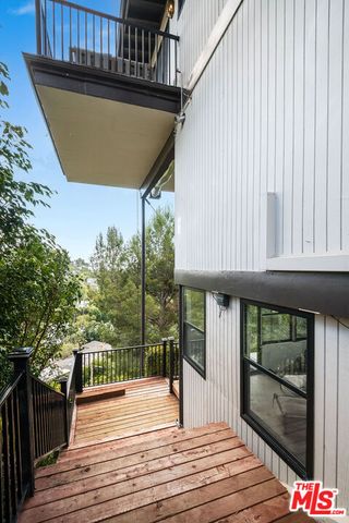 $9,500 | 9234 Kinglet Drive, Los Angeles, CA 90069