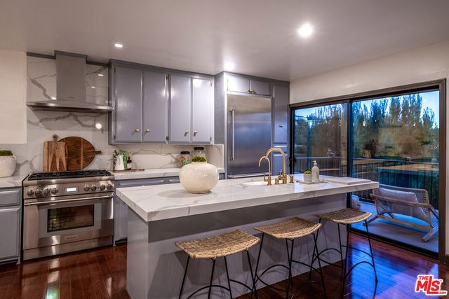 $9,500 | 9234 Kinglet Drive, Los Angeles, CA 90069