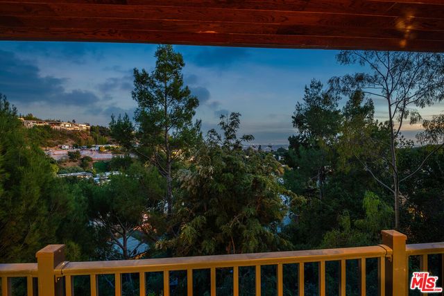 $9,500 | 9234 Kinglet Drive, Los Angeles, CA 90069