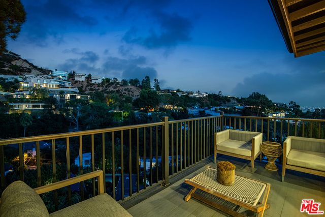 $9,500 | 9234 Kinglet Drive, Los Angeles, CA 90069